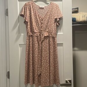 Kaileigh Blush Floral Midi Dress